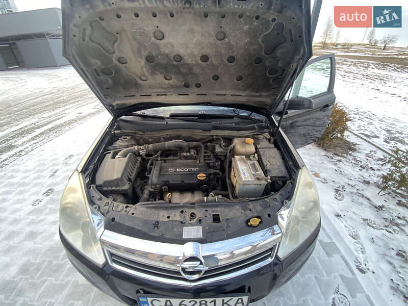 Хэтчбек Opel Astra 2009 в Черкассах
