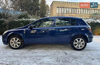 Хэтчбек Opel Astra 2009 в Умани