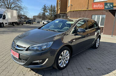 Универсал Opel Astra 2016 в Дубно