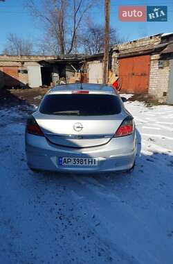 Хетчбек Opel Astra 2006 в Запоріжжі