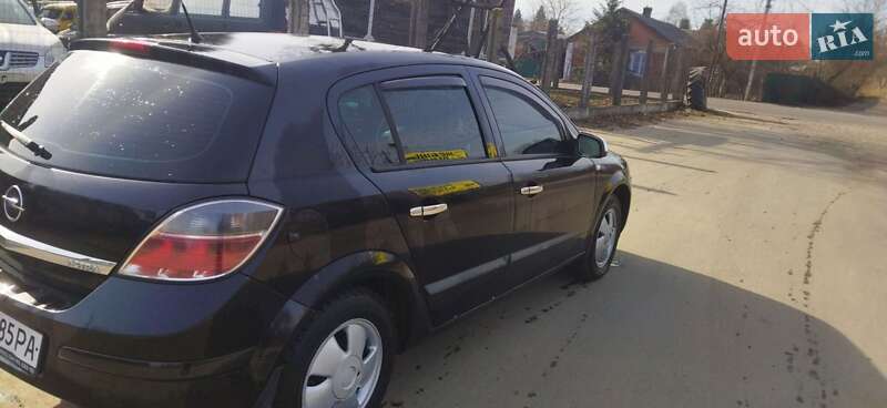 Хетчбек Opel Astra 2008 в Львові