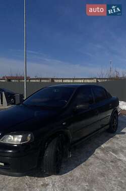 Седан Opel Astra 2008 в Сарнах