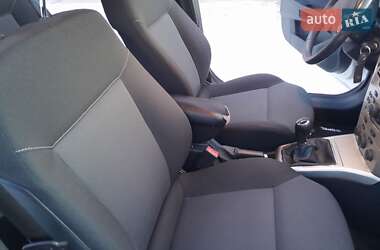 Универсал Opel Astra 2007 в 