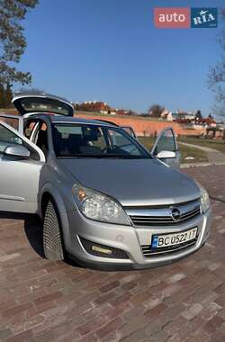Универсал Opel Astra 2008 в 
