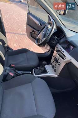Универсал Opel Astra 2008 в 