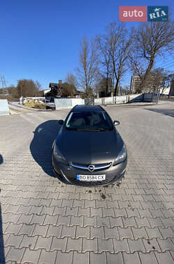 Универсал Opel Astra 2015 в 