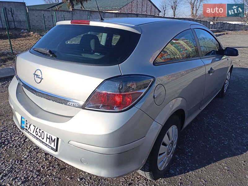 Хэтчбек Opel Astra 2009 в Хмельницком