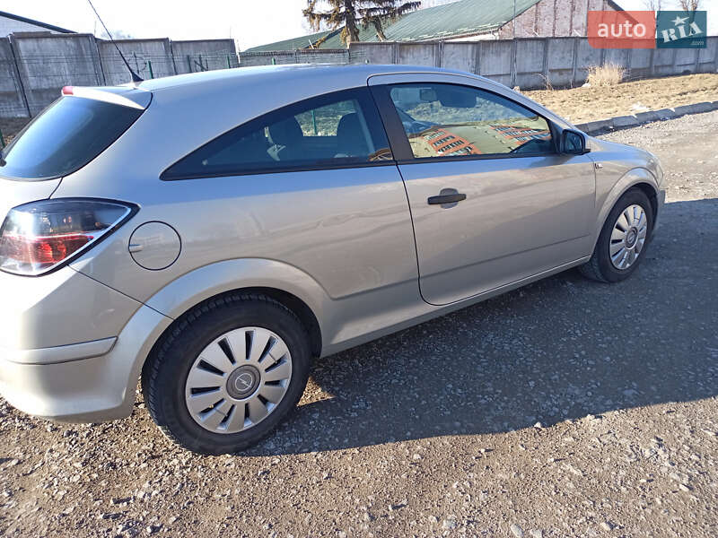Хэтчбек Opel Astra 2009 в Хмельницком