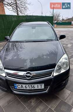 Універсал Opel Astra 2007 в Переяславі