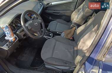 Универсал Opel Astra 2006 в 