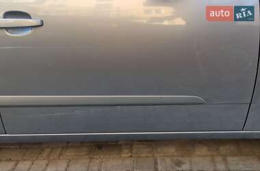 Универсал Opel Astra 2009 в 