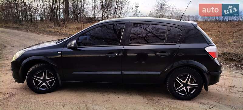 Хэтчбек Opel Astra 2006 в Броварах
