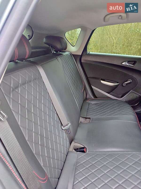 Хетчбек Opel Astra 2010 в Луцьку