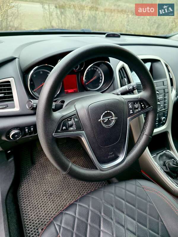 Хетчбек Opel Astra 2010 в Луцьку