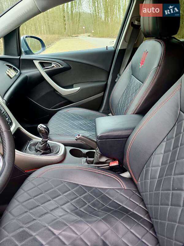 Хетчбек Opel Astra 2010 в Луцьку