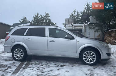 Универсал Opel Astra 2009 в Бучаче