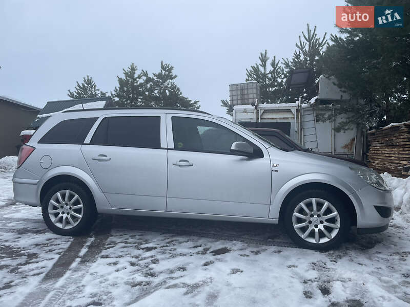 Opel Astra 2009