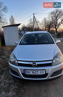 Универсал Opel Astra 2006 в 