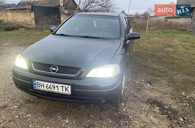 Седан Opel Astra 2003 в Одессе