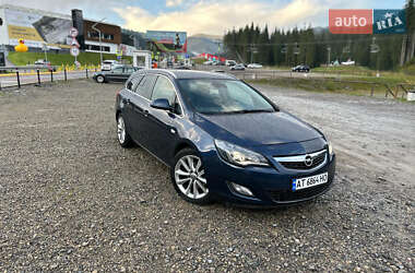 Универсал Opel Astra 2010 в Косове