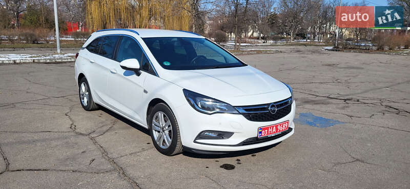 Универсал Opel Astra 2019 в Кременчуге