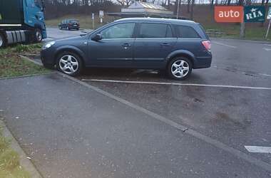 Универсал Opel Astra 2006 в 