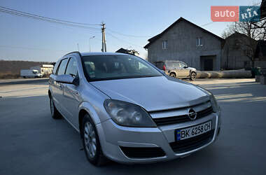 Универсал Opel Astra 2005 в Теребовле