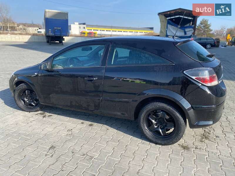 Хэтчбек Opel Astra 2007 в Львове