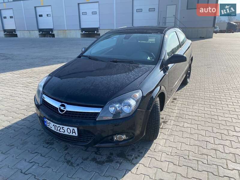 Хэтчбек Opel Astra 2007 в Львове