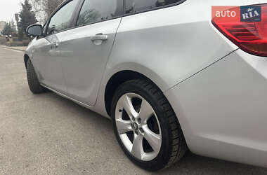 Універсал Opel Astra 2011 в 