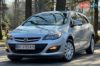 Универсал Opel Astra 2013 в Дрогобыче