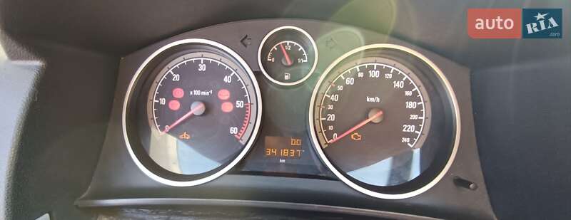Универсал Opel Astra 2006 в Ивано-Франковске