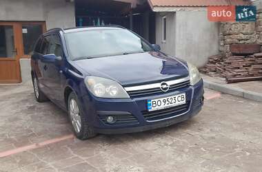 Універсал Opel Astra 2005 в Тернополі