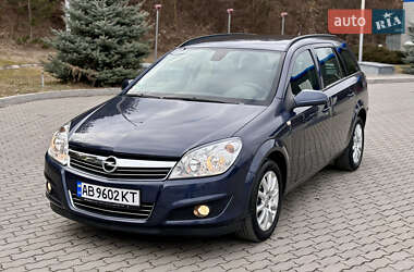 Универсал Opel Astra 2009 в Виннице