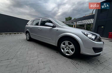 Универсал Opel Astra 2005 в Хмельницком