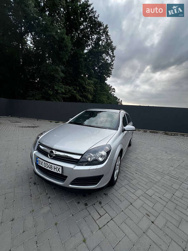 Универсал Opel Astra 2005 в Хмельницком