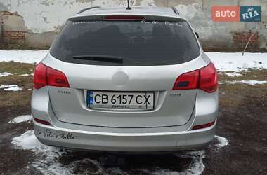 Універсал Opel Astra 2011 в 