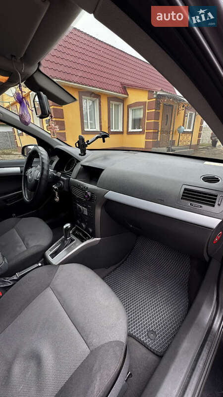 Універсал Opel Astra 2006 в В’язівоку