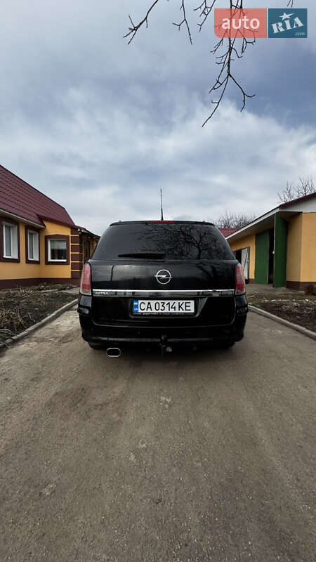 Універсал Opel Astra 2006 в В’язівоку