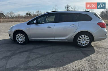 Универсал Opel Astra 2013 в 