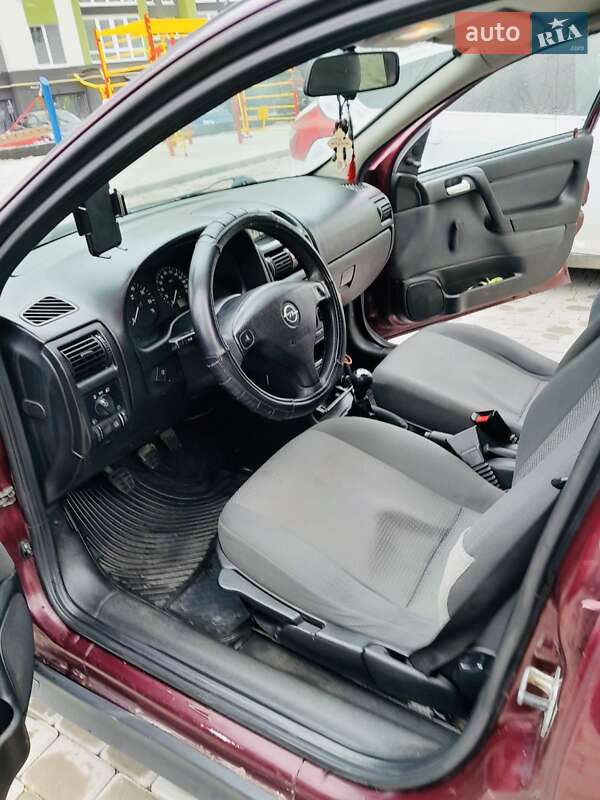 Седан Opel Astra 2007 в Каменец-Подольском
