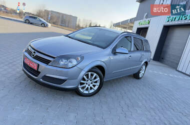 Универсал Opel Astra 2005 в Владимире