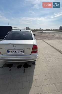 Седан Opel Astra 2003 в 