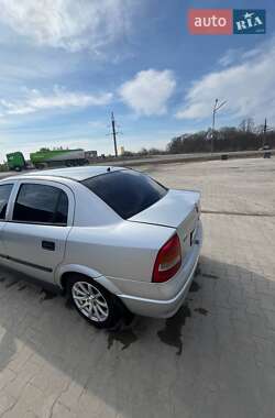 Седан Opel Astra 2003 в 