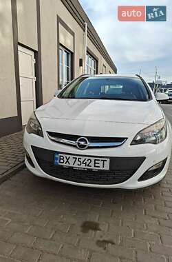 Универсал Opel Astra 2014 в Хмельницком