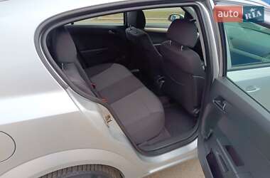 Хетчбек Opel Astra 2007 в Києві