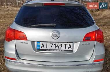 Универсал Opel Astra 2012 в Белой Церкви