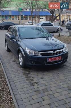 Хэтчбек Opel Astra 2008 в Могилев-Подольске