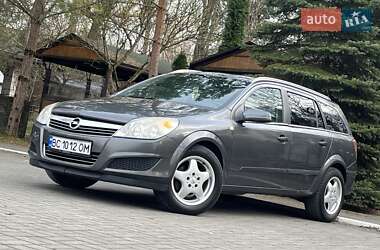 Универсал Opel Astra 2009 в Дрогобыче