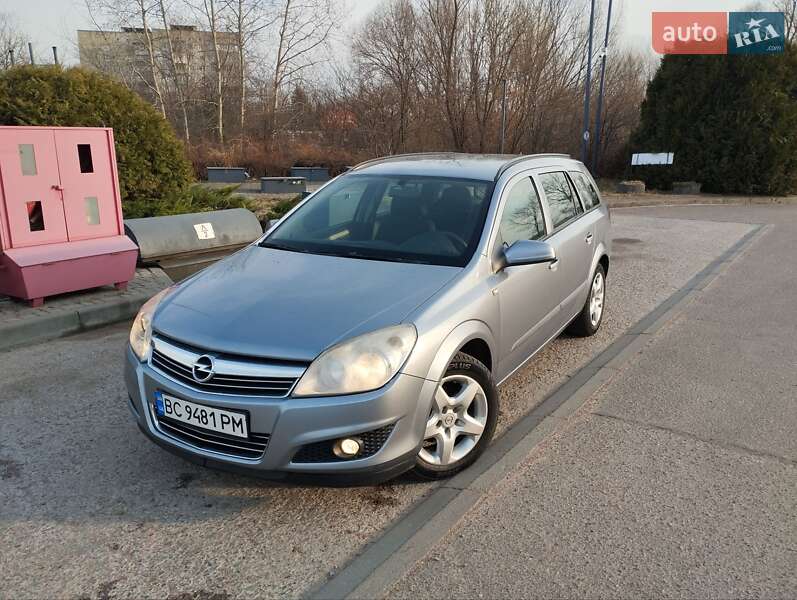 Универсал Opel Astra 2008 в 